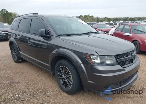 2018 Dodge Journey Se z USA, uszkodzony, nr VIN 3C4PDCAB3JT490796